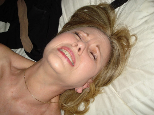 postyourslut:  Beautiful Slut, Love this Face!