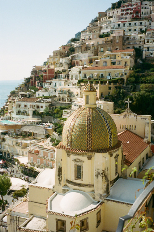 leaudemer: A view of Positano.  Positano, Italy. (x)