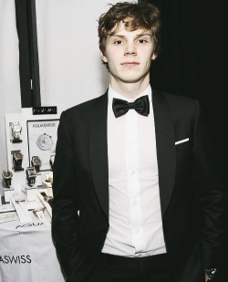 ashebecker:  evan peters |♥_____________♥