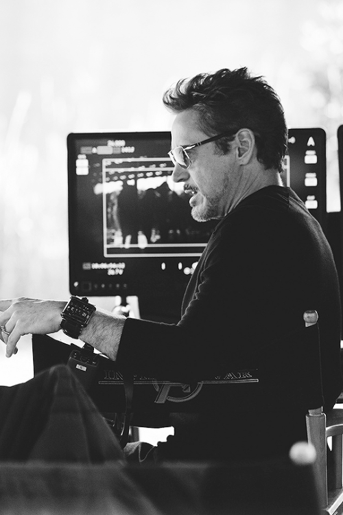 dailyavengers:RDJ on set of “Avengers: Infinity War”