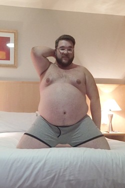 Chubpornlover:  Belfastcubcake:  Hotel Living  Sin Palabras! !