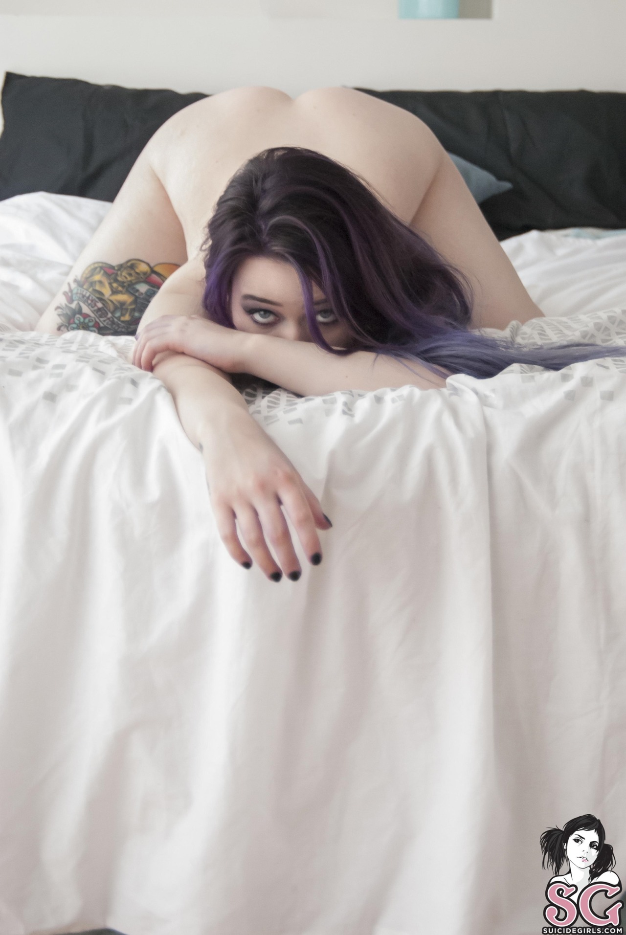 suicidegirlslover:  Aurralee Suicide