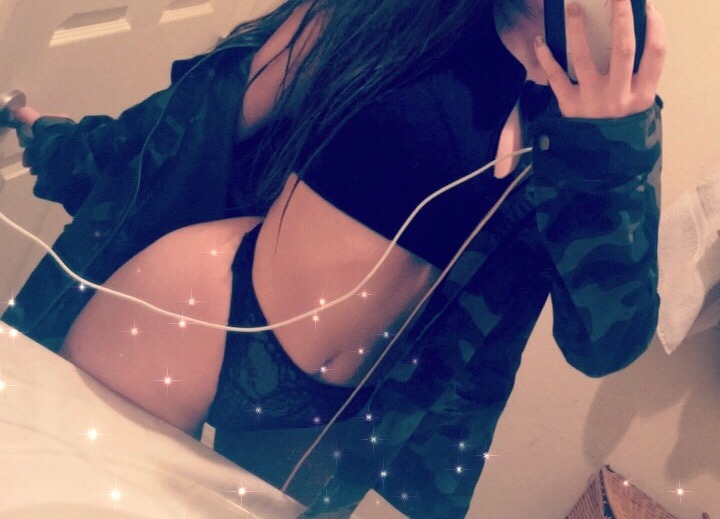 cocainebebita:  🥂
