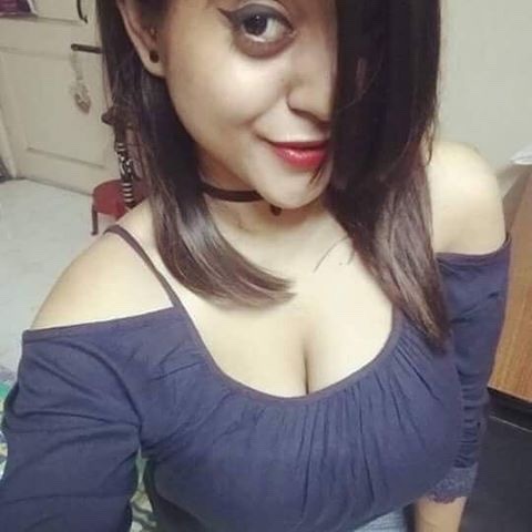 Sex mumbaibullz:Big boobs girl part 1, reblog pictures