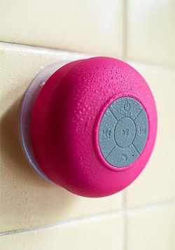 caliphorniaqueen:  dynastylnoire:  sweetestesthome:  Bluetooth Shower Speaker - 4 Colors: Dotzila (LivingSocial) - ศ.00 (sale ล.00) Click to check a cool blog!  need  omg  The shit is ย on amazon and it has a built in mic just in case you wanna