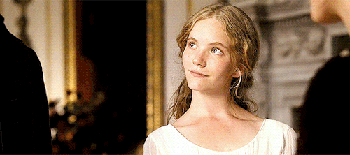viviansternwood:underrated pride and prejudice moments: (2/?)i.e. Georgiana knowing what’s up