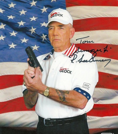 middidg777: megaaj123:   oneshoeshort:  R. Lee Ermey 1938 - 2018 “Semper Fi, Gunny”  The best comment I saw on Facebook about this: The gates of heaven swung open wide and Saint Peter threw a salute, let out a shout Welcome Gunny! Semper Fi carry
