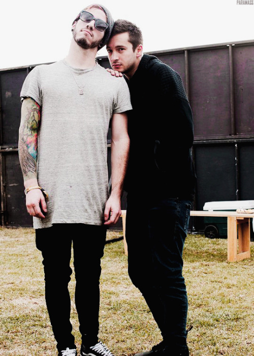 paramass:|-/