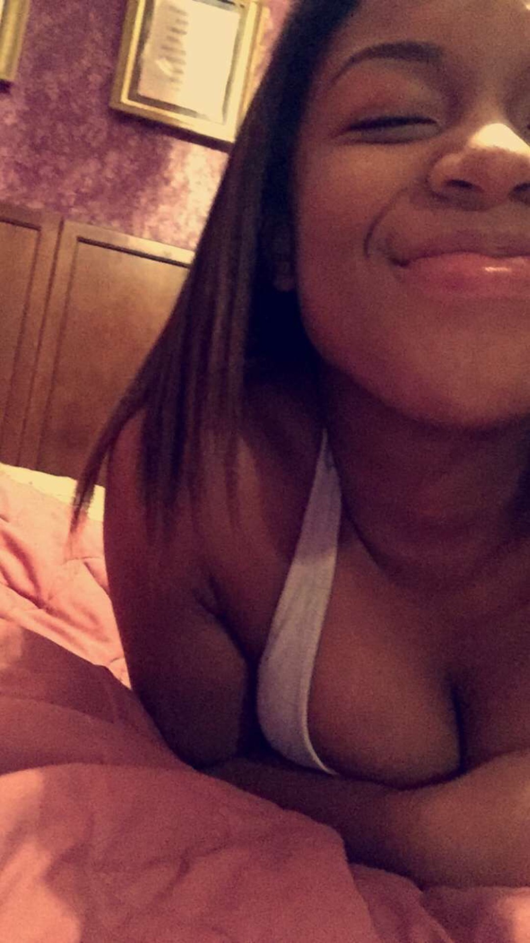 full-lips-hips-nips:  Glowing at my own rate I guess