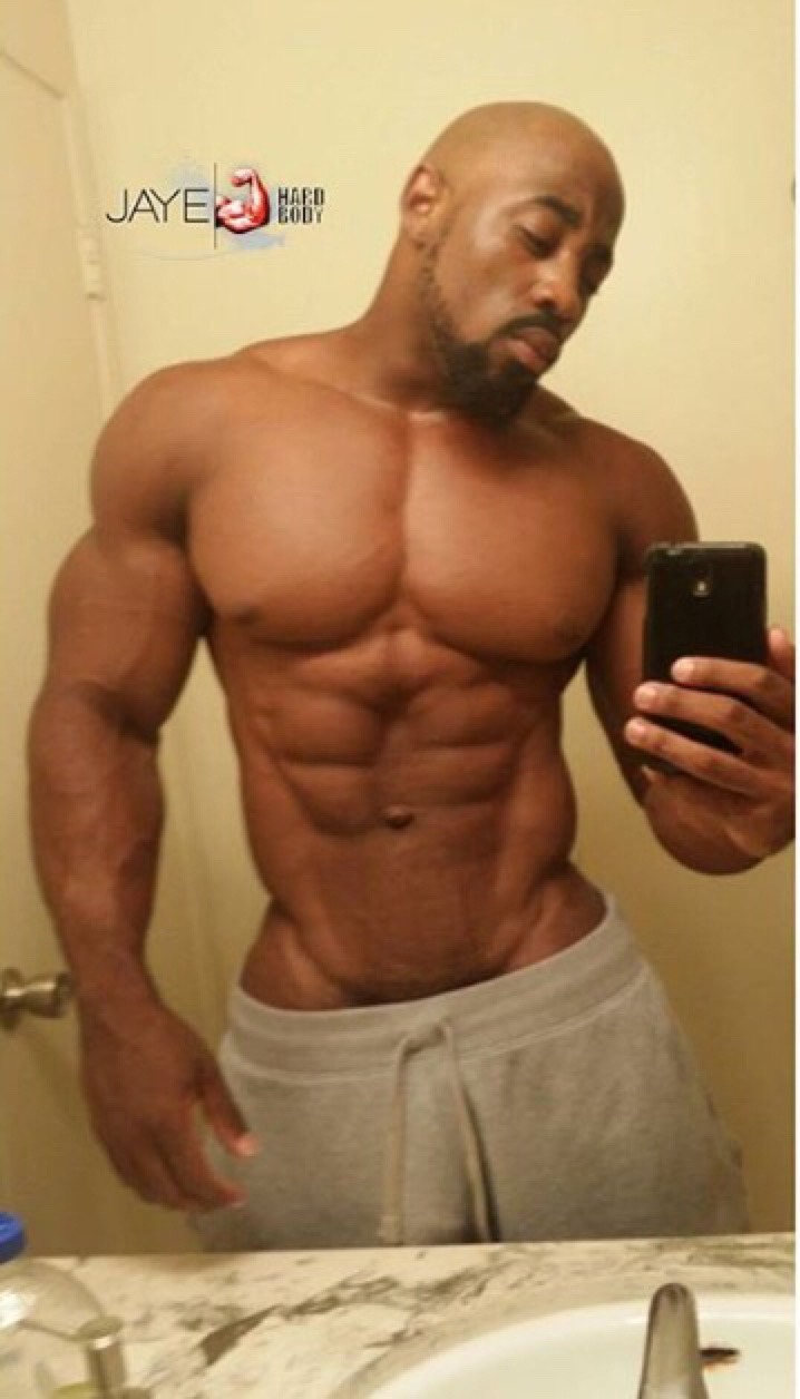 freaknu2:   I need a sexy man to workout with…    《Steaming hot vids, gifs, pics__follow: