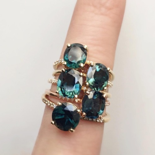 A green ombré of Montana sapphires today #madeinnyc #recycledgold #conflictfree #valejewelry