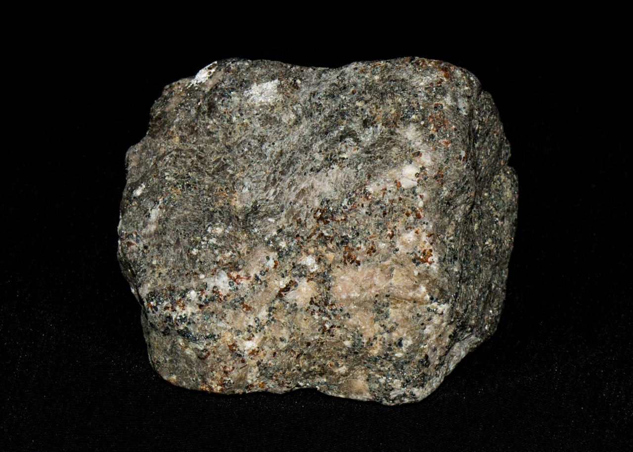 ifuckingloveminerals:  Sphalerite var. Cleiophane, Willemite (LW, SW, WL)Ogdensburg,
