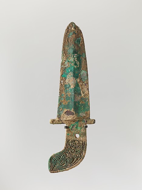 ancientpeoples:Dagger-Axe (Ge)China, Shang dynasty (ca. 1600–1046 B.C.) Bronze, width 3 in. (7.6 cm 