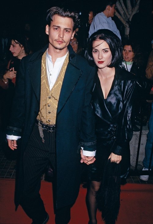 blogforwinona:  Winona Ryder and Johnny Depp attend Edward Scissorhands premiere, December 1990