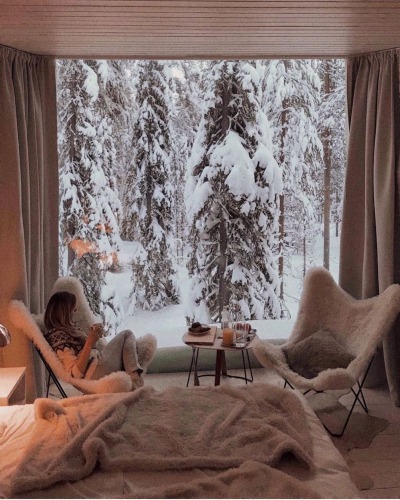 :B~ - https://weheartit.com/entry/286130423