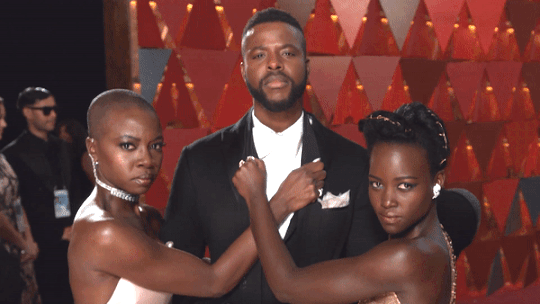 thehighpriestofreverseracism:  notanunsophisticatedwoman:  stream: 2018 Oscars Glambot