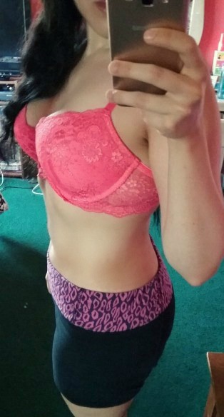 cherrybxmb: I always hated pictures of my body and had the worst self esteem because of it, so my go