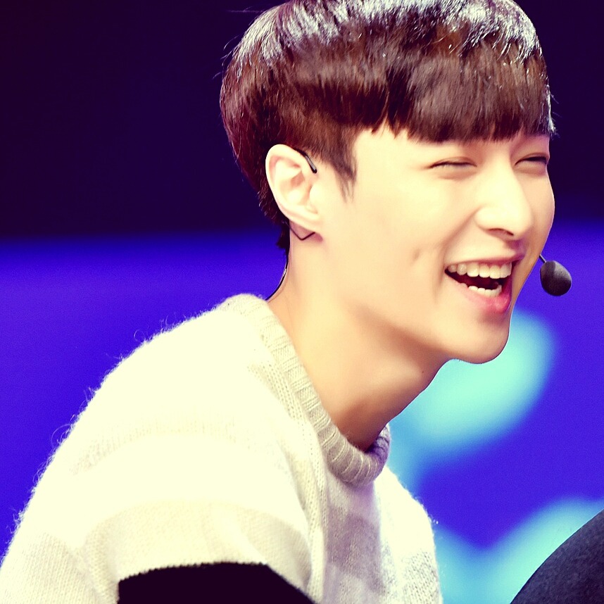 elai12:  YIXING : EXPRESSIONS when he’s not a jpeg  _______________ credits to