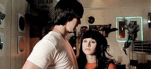 queenofthenorths:Well, there was this one girl. She was blonde, petite. Smelled of marshmallows and 