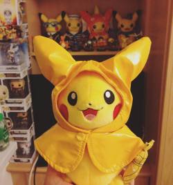 wolfiboi:  Finally got the official Rainy season  Pikachu! :D #pikachu #monthlypikachu #monthlypikachujuneversion #raincoat #umbrella #rain