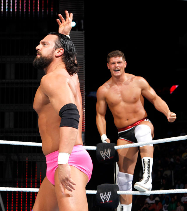 fishbulbsuplex:  Damien Sandow and Cody Rhodes  Sandow showing some great ass and