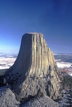 beautymothernature:  Devil’s Tower, Wyomi share moments 