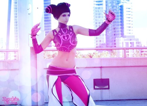 allstarscosplay:  All Star Cosplayer Zombie Bit Me is Juri Han! Want to be a All Star Cosplayer like Zombie Bit Me? Send your submissions here. 