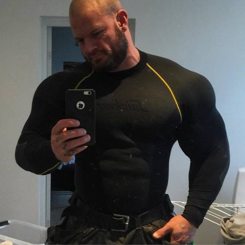 myfavoritemusclemen:  Soren Falby