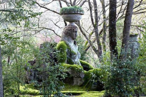 annedebretagneduchesseensabots:Bomarzo, Italy.   Commissioned in 1552 by Prince Pier Francesco Orsin