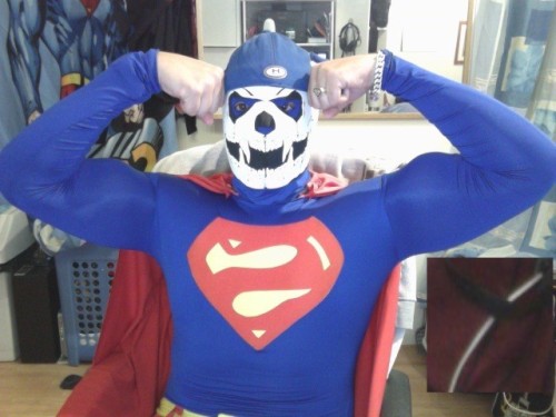 supermanbound:  Superman in heat from bulgebiceps www.xtube.com/album.php?s=LLsqz003HPS