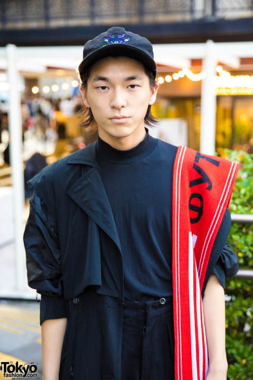 18-year-old Bunka Fashion College students Babuun and Shun on the street in Harajuku wearing dark mi