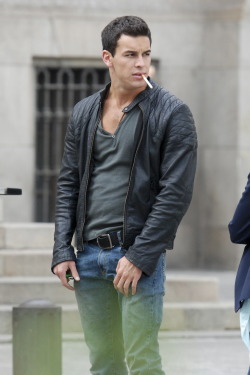 hotfamous-men:  Mario Casas