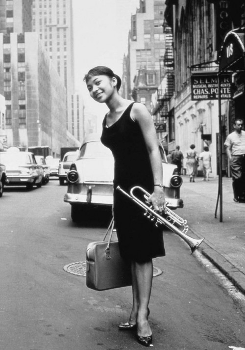 grapnel - Yourna Byrd, wife of jazz trumpeter Donald Byrd, NYC,...