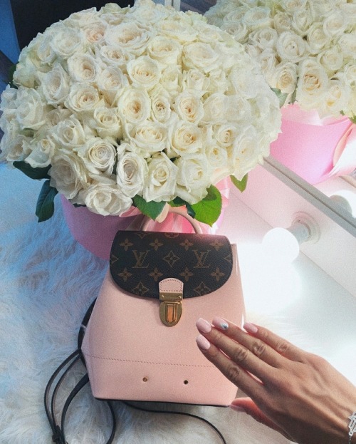 nailsluxaddicted: baiibbyy: BAIIBBYY BLOG | Your daily dose of glam  Ask for Beauty tips, Blog rates