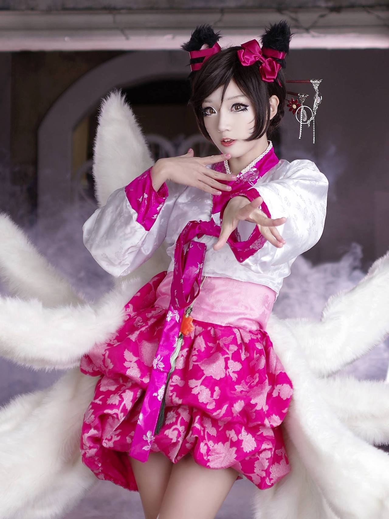 League of Legends - Ahri (Aza Miyuko) 1-2