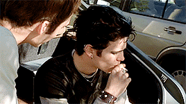 sskyguy:get to know me meme: [1/10 male characters] → Sam Monroe∟“What’s in my pants is none of your