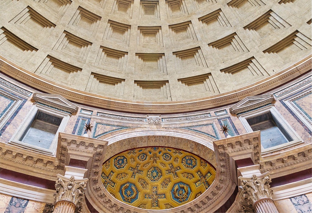 last-of-the-romans: Interior of the Pantheon, Rome. 