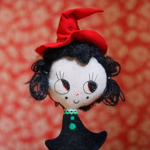 Witches ✨ Just realized that I’ve been making lots of little witches from a long time…❤️This sweet