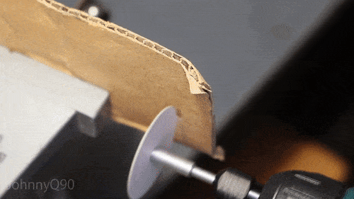 gif87a-com:  Cutting with a paper disc [x]