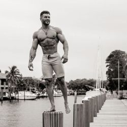 drwannabebigger:  Casey Christopher