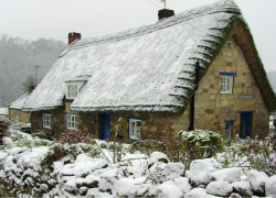 pagewoman:  Cottage nr Rievaulx Abbey, North