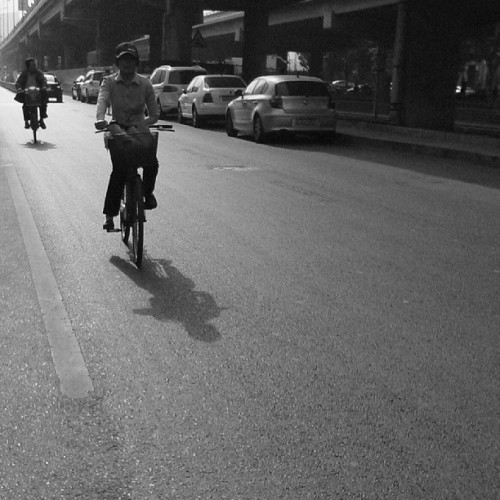 starcky: It was quite sunny this morning. Monday is done. #bike #shadow #beijing