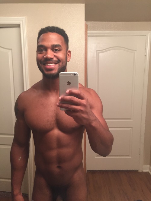 hotthickboys:  FOLLOW THE INSTAGRAM @menofcolour