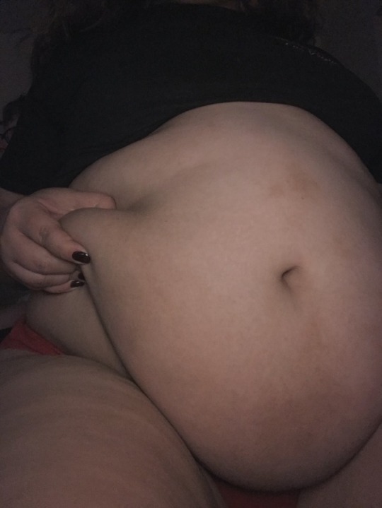 gothfeedee:  I love halloween candy 