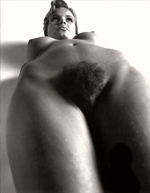 helmutnewtonphoto:1994 Torso La Hollandaise.