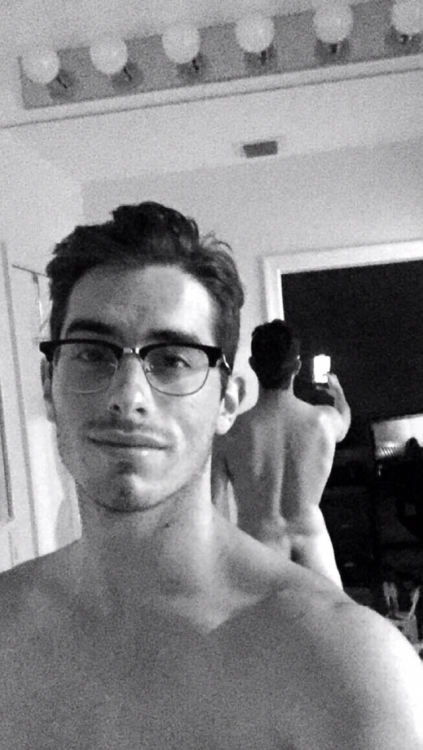 hurrt:  tony-montgomery:  Crack is whack, am I right?   ☓ ♡ ☓ ♡