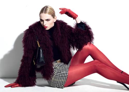 fafangseungwoo:  Andrej Pejic.Shot by Cameron Krone for Apropos Fall/Winter 2011/12 Lookbook. Andrej Pejic International Support