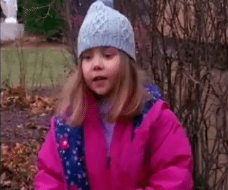 cereal-killer-gifs:Taylor Momsen in Early Edition (1998)@tywys look at how smol omg