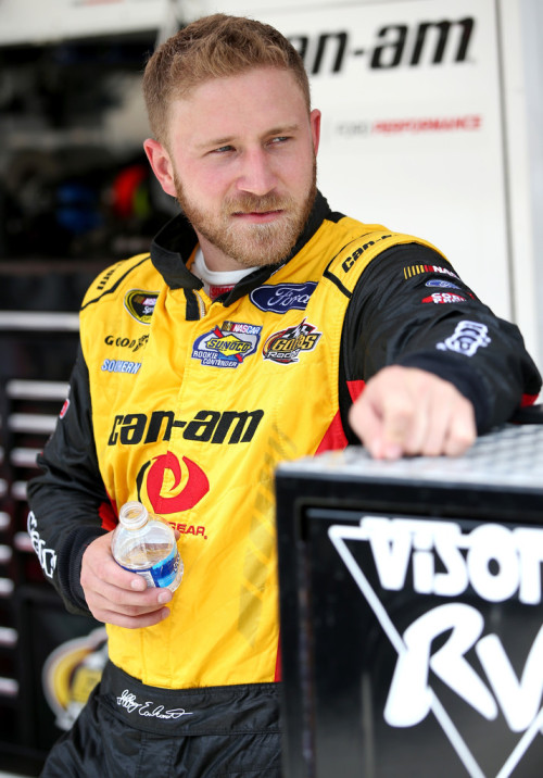 dirtybeardadmike:  sheffmatt81:  Jeffrey Earnhardt  Sexy 