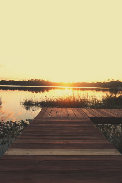 avenuesofinspiration:  Last day of Summer